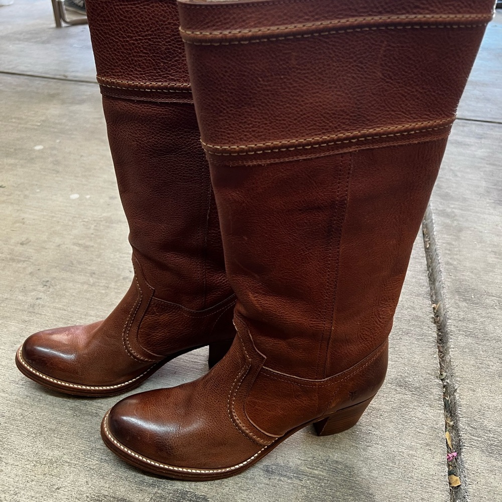 Women's Frye Jane 77230 Redwood  14" Boots Size 11 B